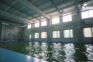 Санаторий дубки бассейн ундоры. Болгария спа отель в банско баня. Болгария банско бассейн. Минеральный бассейн. Курорт старая русса водолечебница.