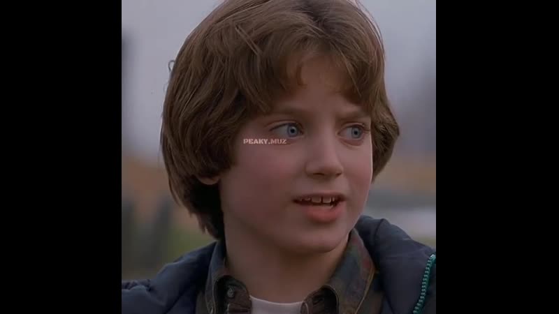 сын прикол. смотрите сынок. вот сынок это россия. смотрите сынок. сверху дебил.